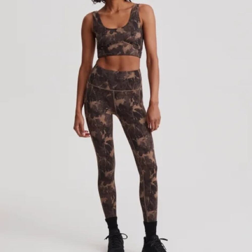 Varley Let's Go 25” Marble-Print Stretch-Jersey Leggings Small